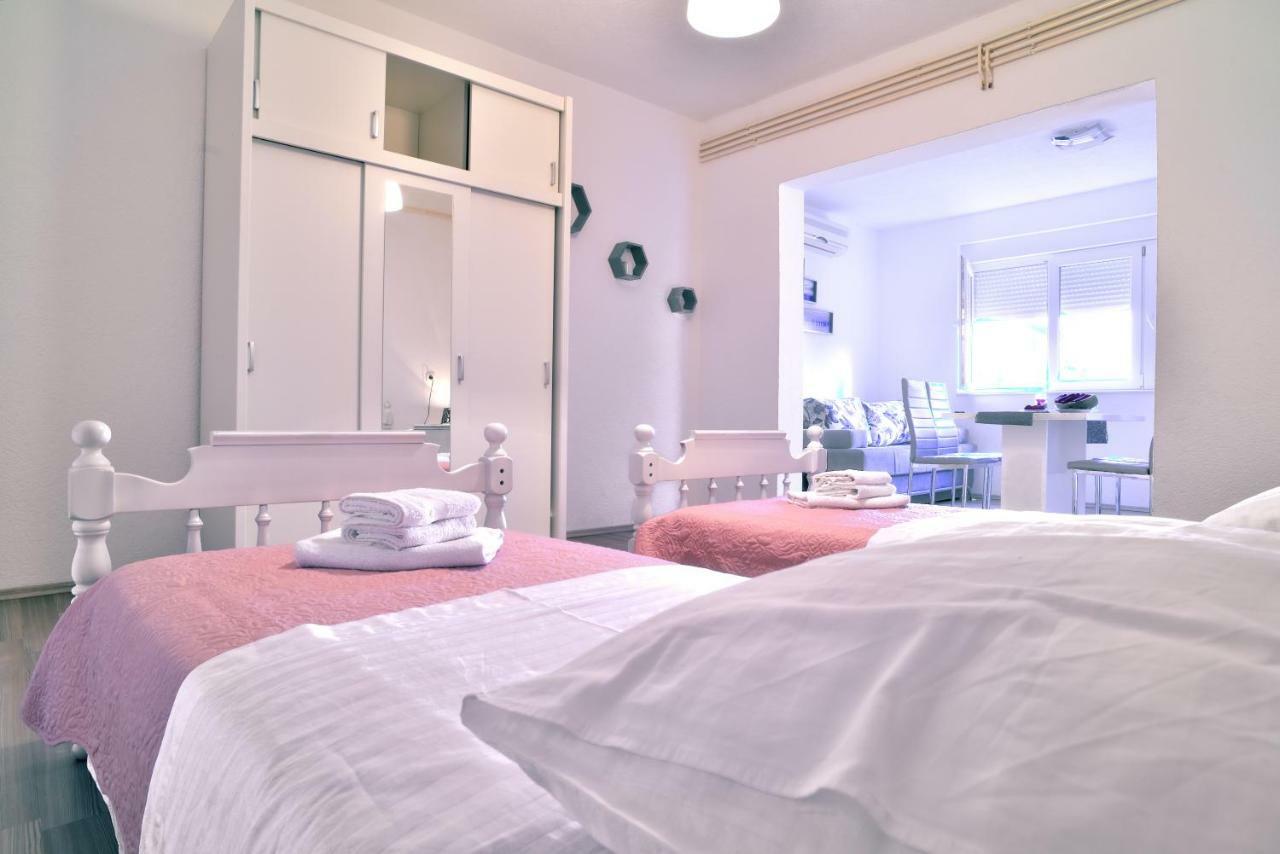 Red Rose Apartment Сплит Екстериор снимка