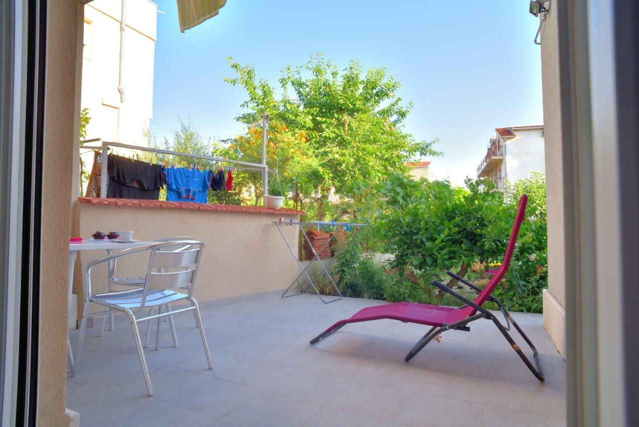 Red Rose Apartment Сплит Екстериор снимка