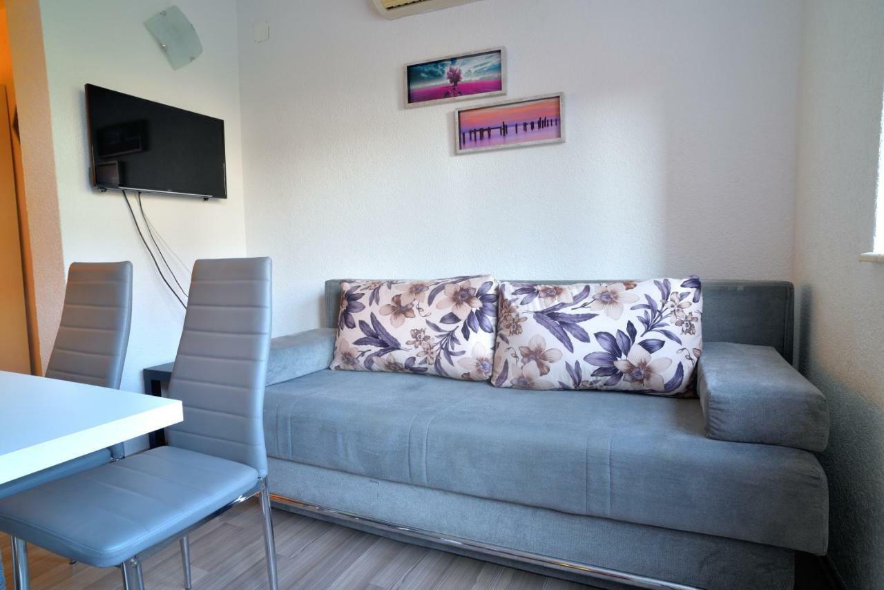 Red Rose Apartment Сплит Екстериор снимка