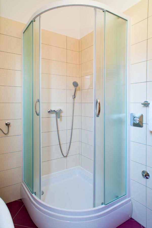 Red Rose Apartment Сплит Екстериор снимка