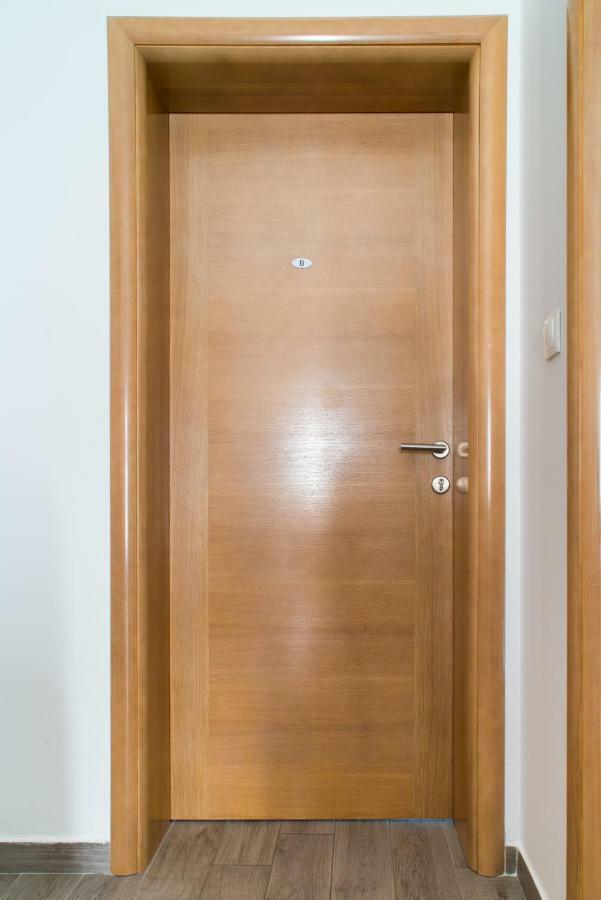 Red Rose Apartment Сплит Екстериор снимка