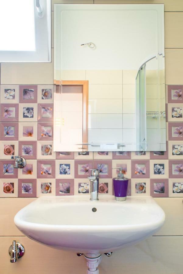 Red Rose Apartment Сплит Екстериор снимка